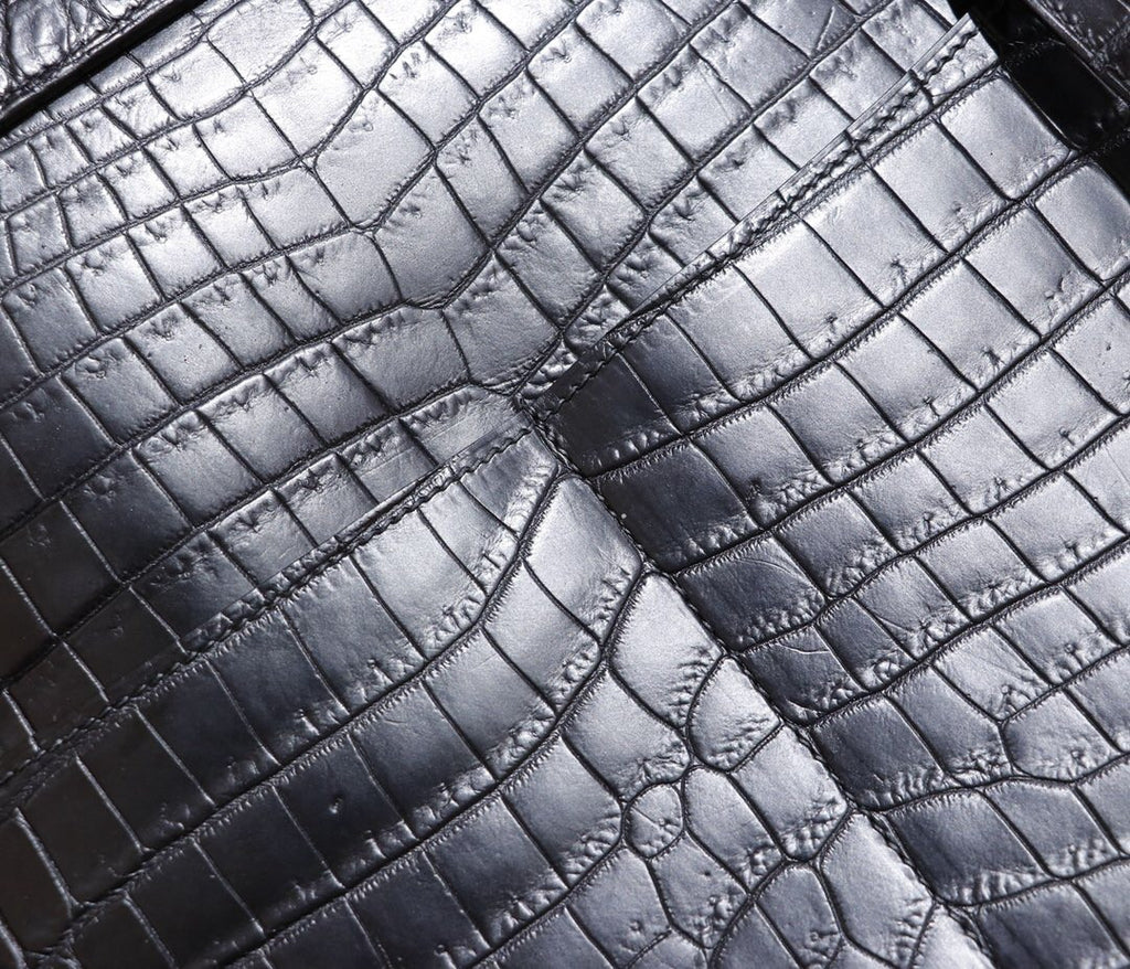 Hermes Halzan 31 cm in Black Niloticus crocodile leather