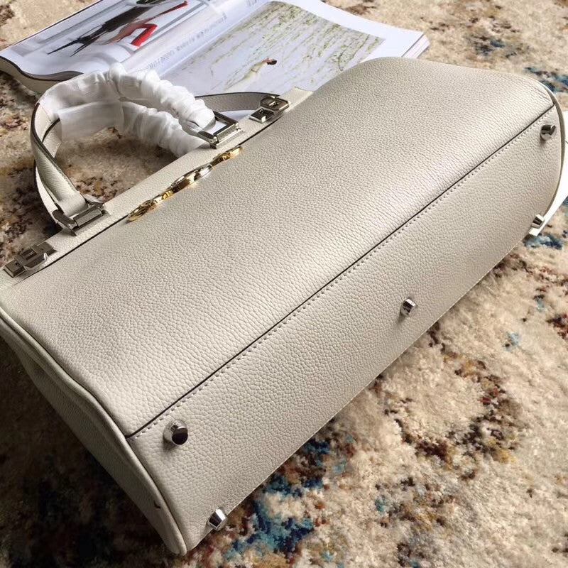 Gucci Zumi grainy leather medium top handle bag White