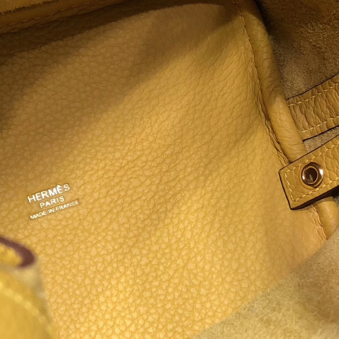 Hermes 9D Amber   Picotin Lock 18 Togo Leather Bag
