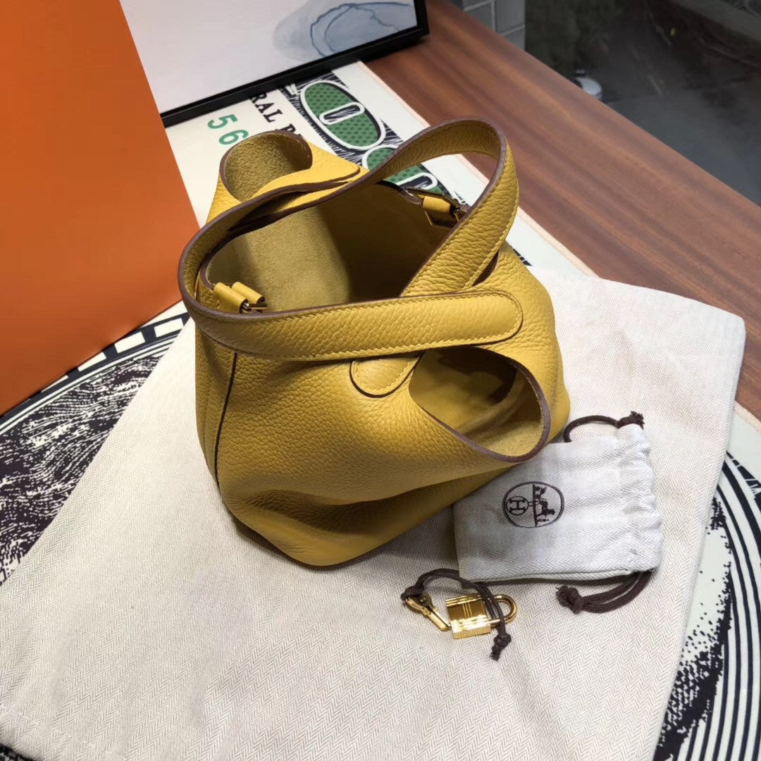 Hermes 9D Amber   Picotin Lock 18 Togo Leather Bag