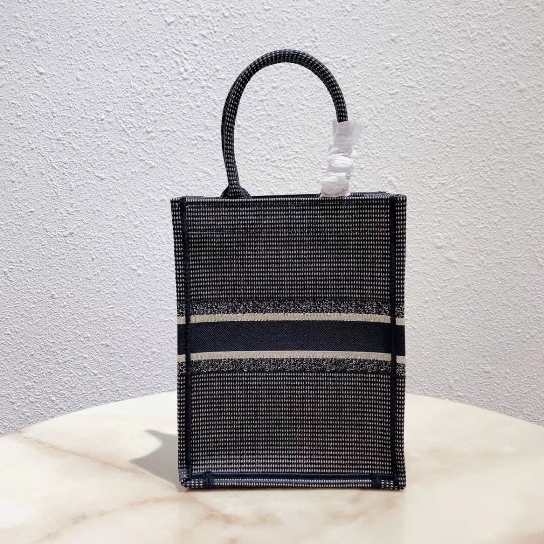Christian Dior MULTICOLOR TAROT SOLEIL EMBROIDERED VERTICAL DIOR BOOK TOTE 19