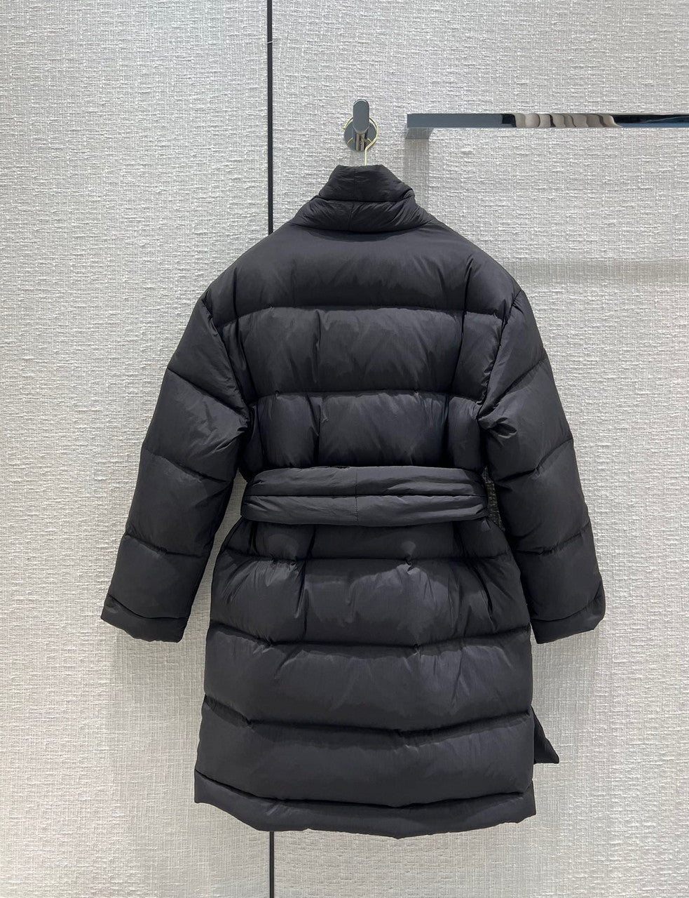 Louis Vuitton 1AAK1A WRAP PUFFER JACKET