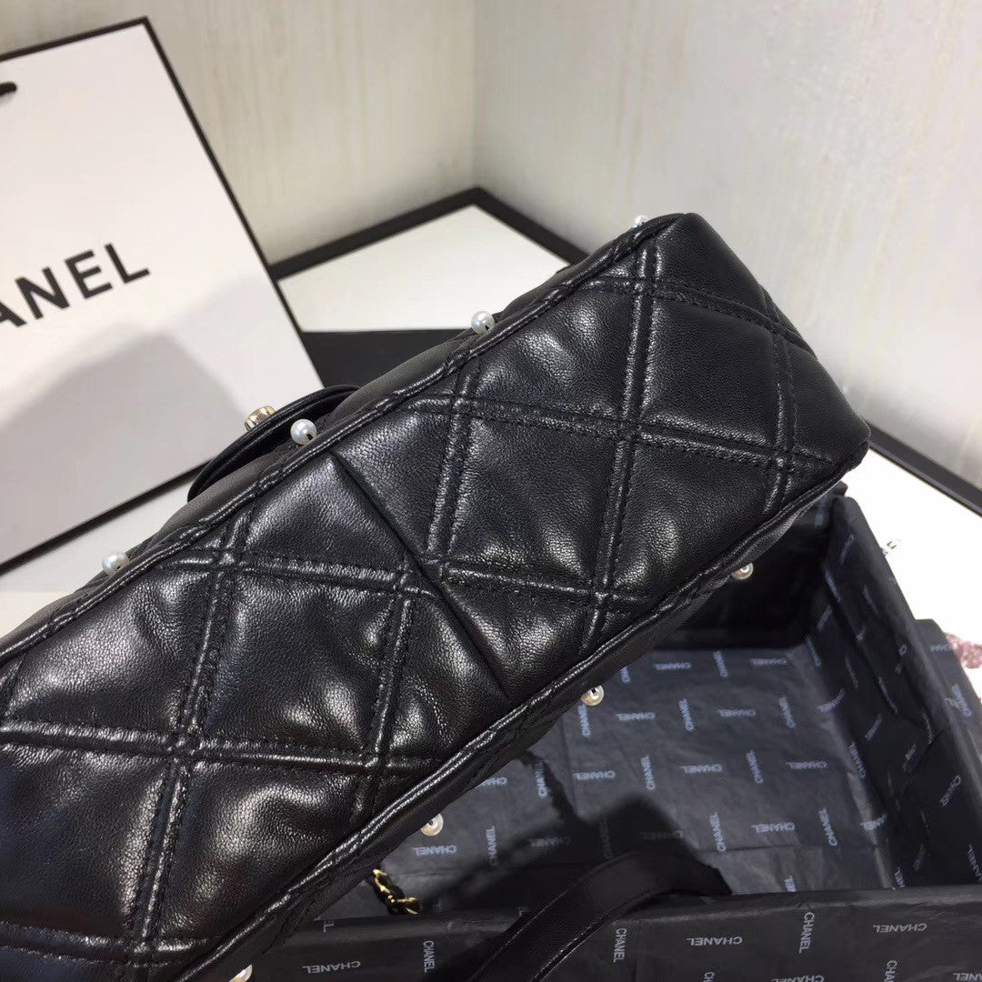 Chanel Pearl Flap Bag AS1202