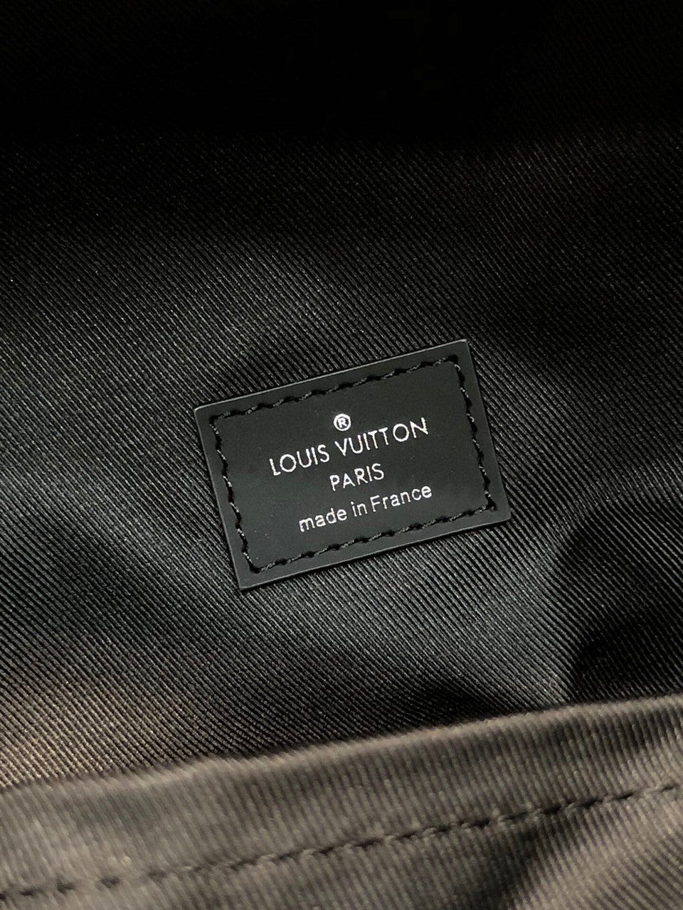 Louis Vuitton M43186  DISCOVERY BACKPACK PM