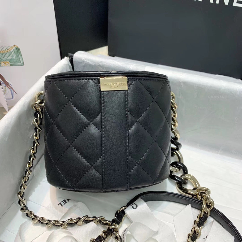 Chanel Round Vanity Case