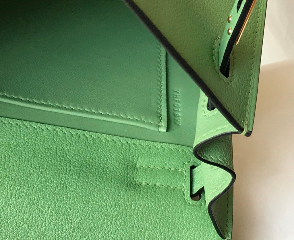 Hermes 3I Vert Criquet  Kelly Danse Bag Evercolour Leather Gold Hardware