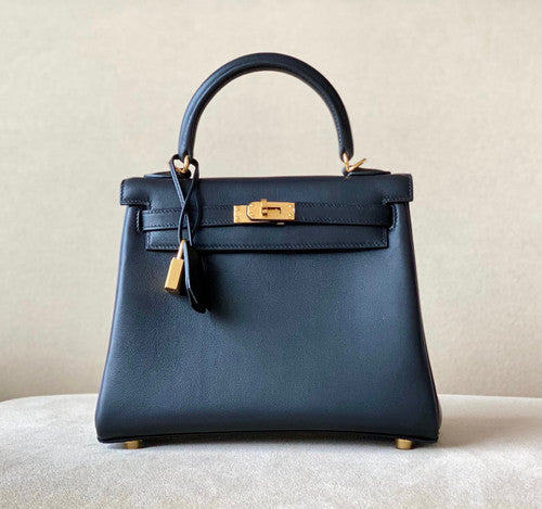 Hermes Black Kelly 25 cm Swift Gold Hardware.
