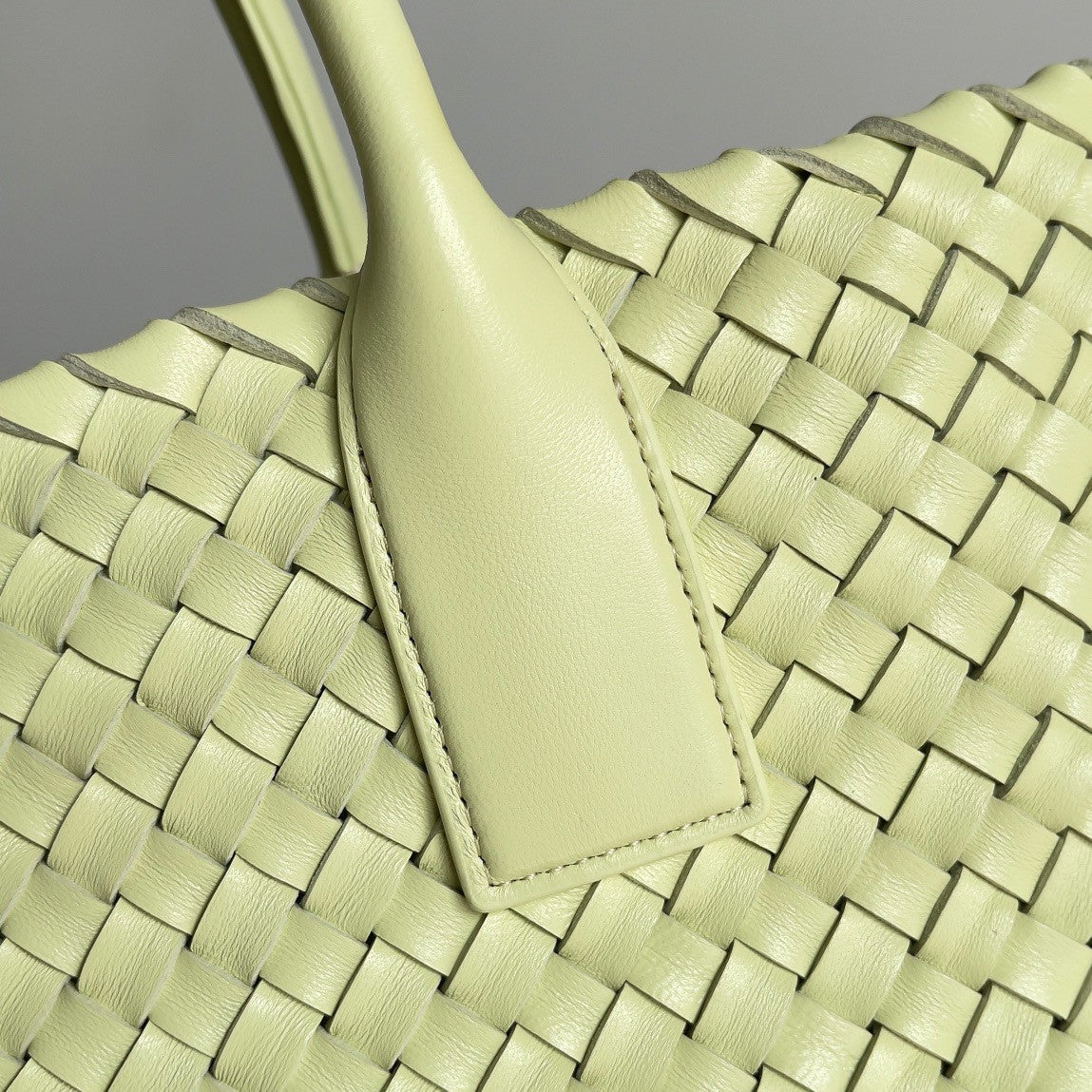 Bottega Veneta Small Cabat New Sauge