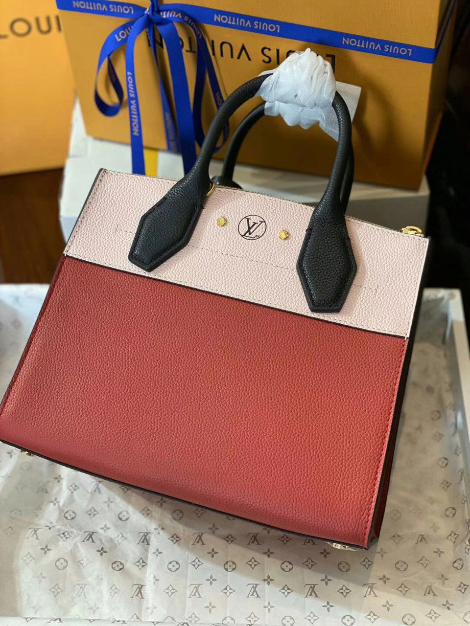 Louis Vuitton M53321 City Steamer PM