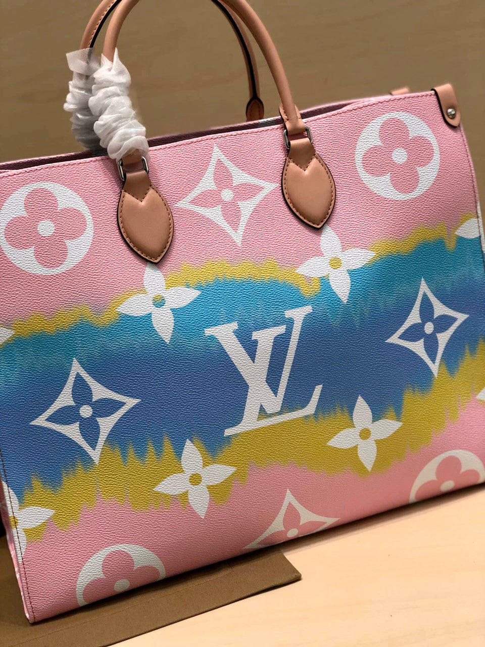 Louis Vuitton M45119 EXCLUSIVE - ONTHEGO GM