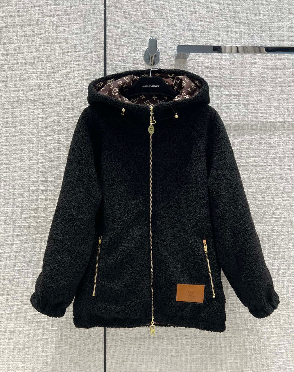 Louis Vuitton 1AAMTB REVERSIBLE BOUCLÉ WOOL PARKA