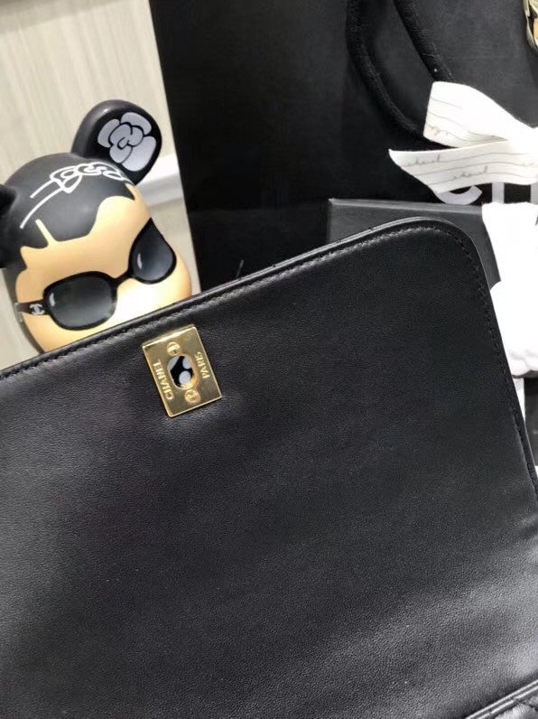 Chanel Black SIDE-PACKS