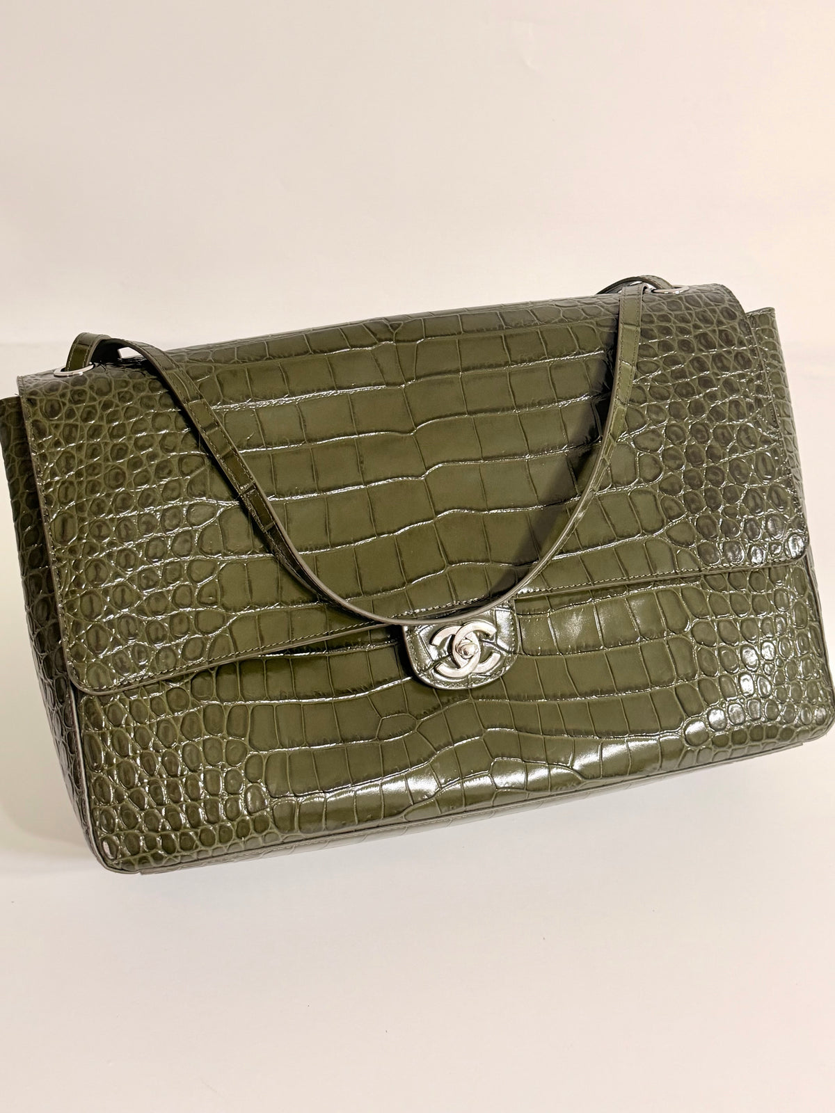 Chanel Olive Green Alligator / Crocodile Classic Maxi Flap Bag – Silver Hardware
