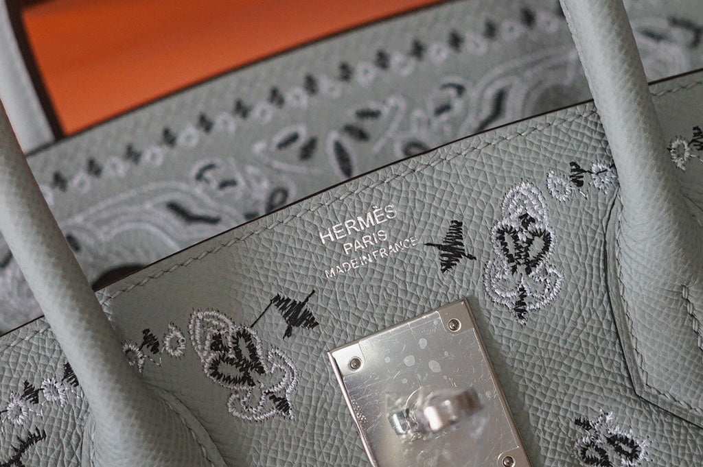 Hermes x Jay Ahr Special Edition custom-embroidering  Grey Birkin Bag 30cm Epsom Leather Palladium Hardware [Carry by Kylie Jenner, Cardi B]