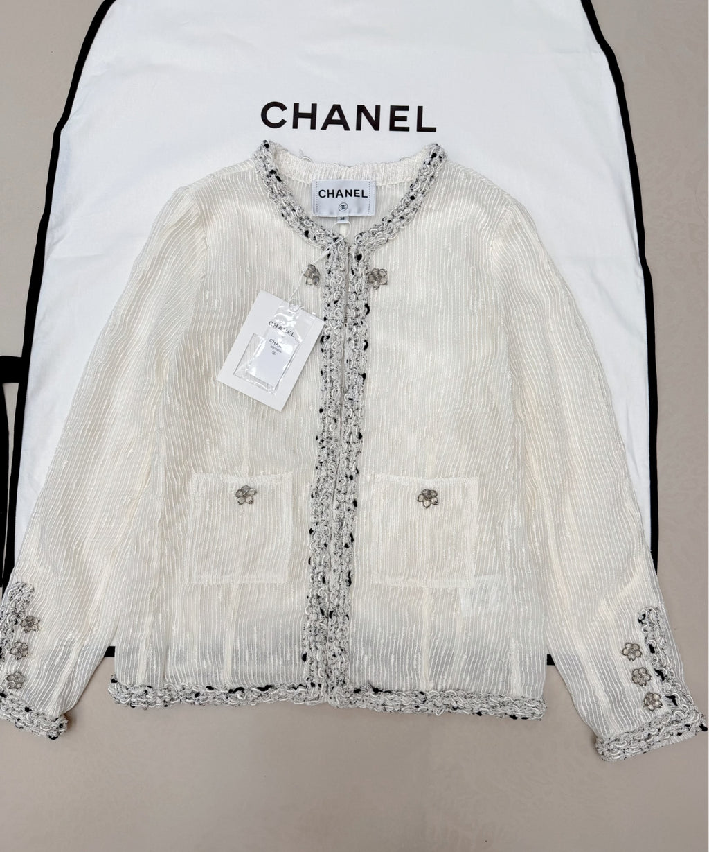 Chanel Ivory Textured Cardigan Jacket – Camellia Hardware – EU 36/38/40 Chanel
