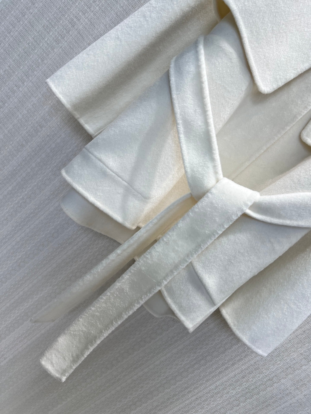Hermès White Cashmere Wrap Coat Hermès