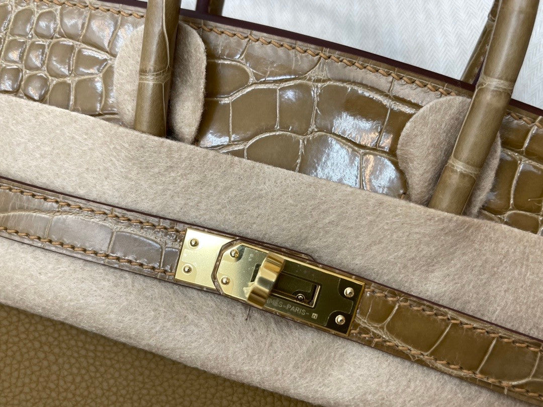 Hermès  U8 Bronze Alligator/Togo Birkin Touch 25cm Gold Hardware
