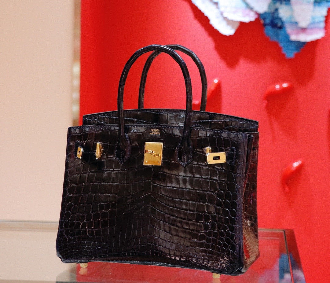 Hermes Bleu Thalassa Birkin 30 in Niloticus Crocodile with Gold hardware