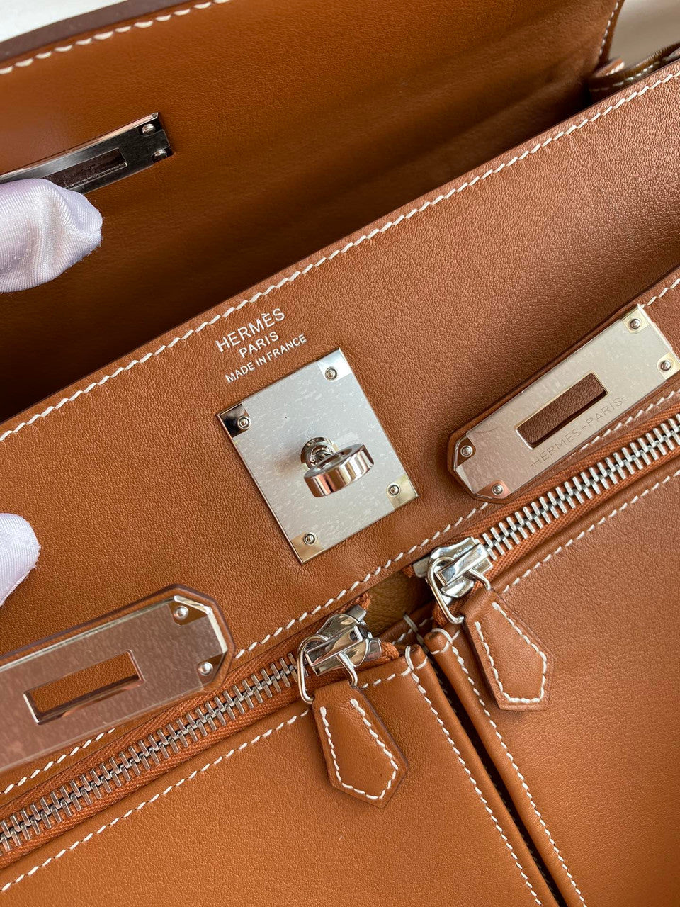 Hermes  Kelly Lakis 32 Gold with Palladium Hardware