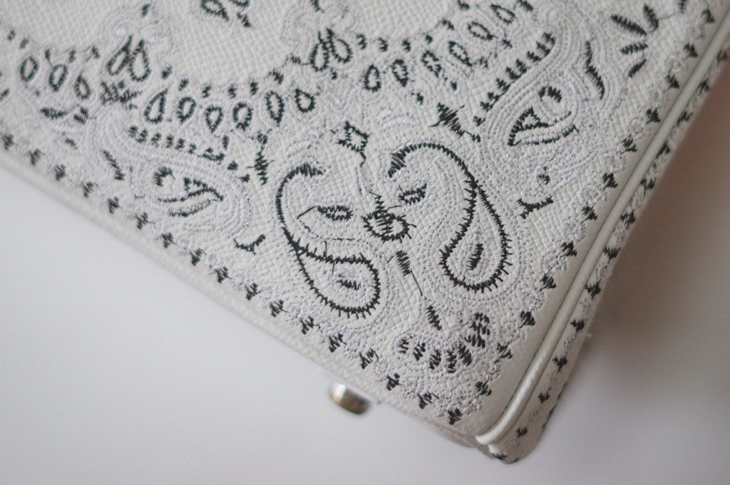 Hermes x Jay Ahr Special Edition custom-embroidering  White Birkin Bag 30cm Epsom Leather Palladium Hardware [Carry by Kylie Jenner, Cardi B]