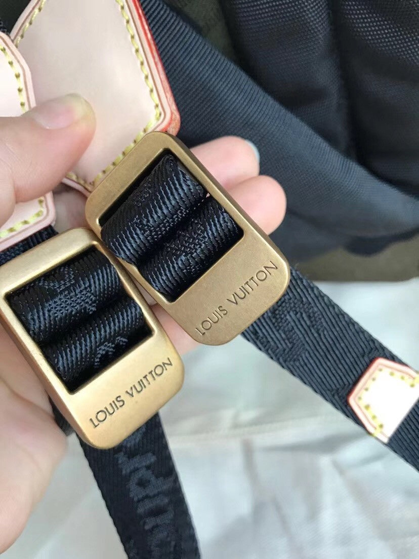 Louis Vuitton x Supreme Apollo Backpack Monogram Camo