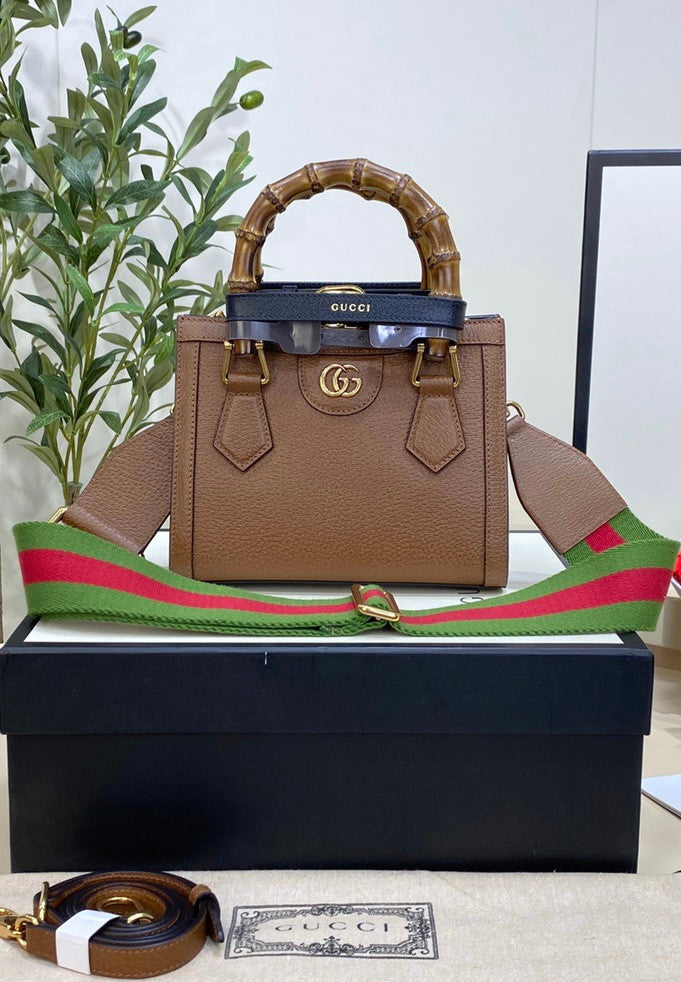 Gucci Diana Mini tote bag Brown
