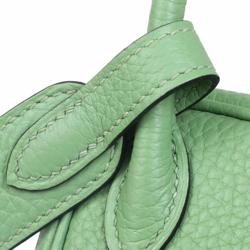 Hermes Mini Lindy 20cm Bag 3I Vert Criquet Togo Leather Gold Hardware