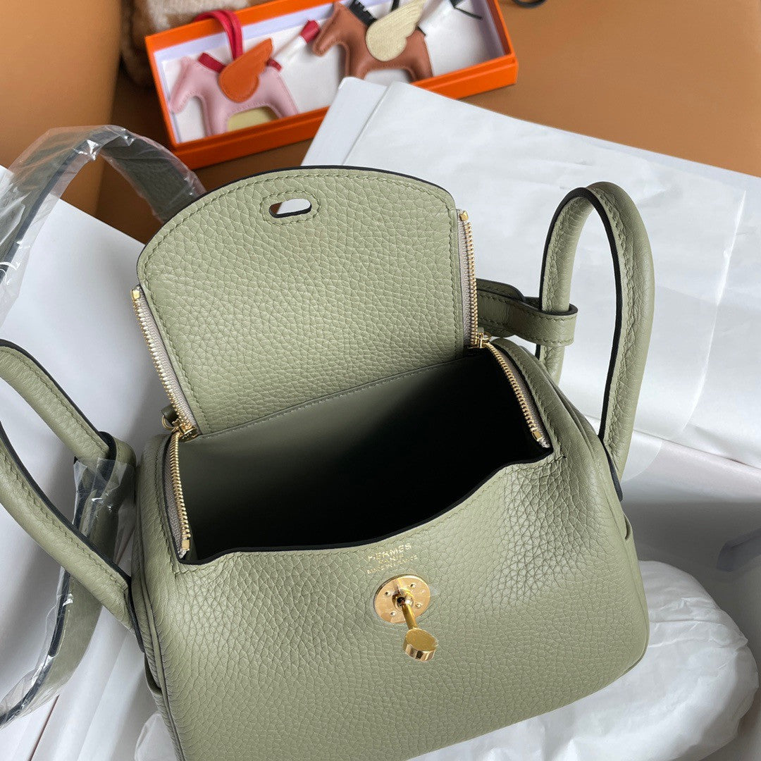 Hermes Mini Lindy 20cm Bag Q1 SAUGE Togo Leather Gold Hardware