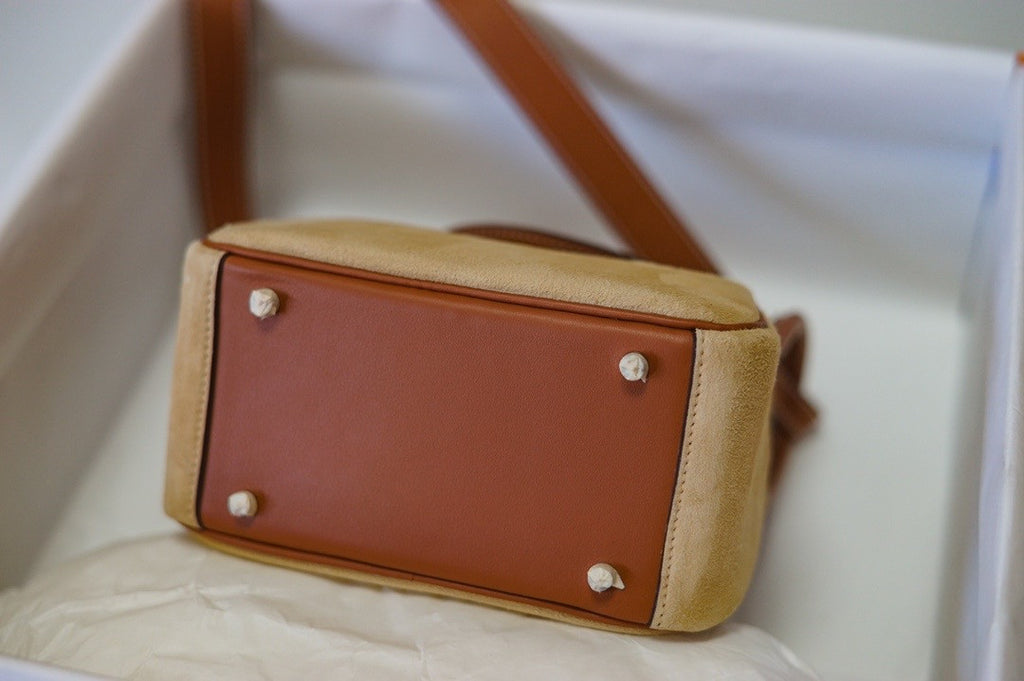 Hermes Mini Lindy 20cm Bag Gold  Veau Doblis Suede Palladium Hardware