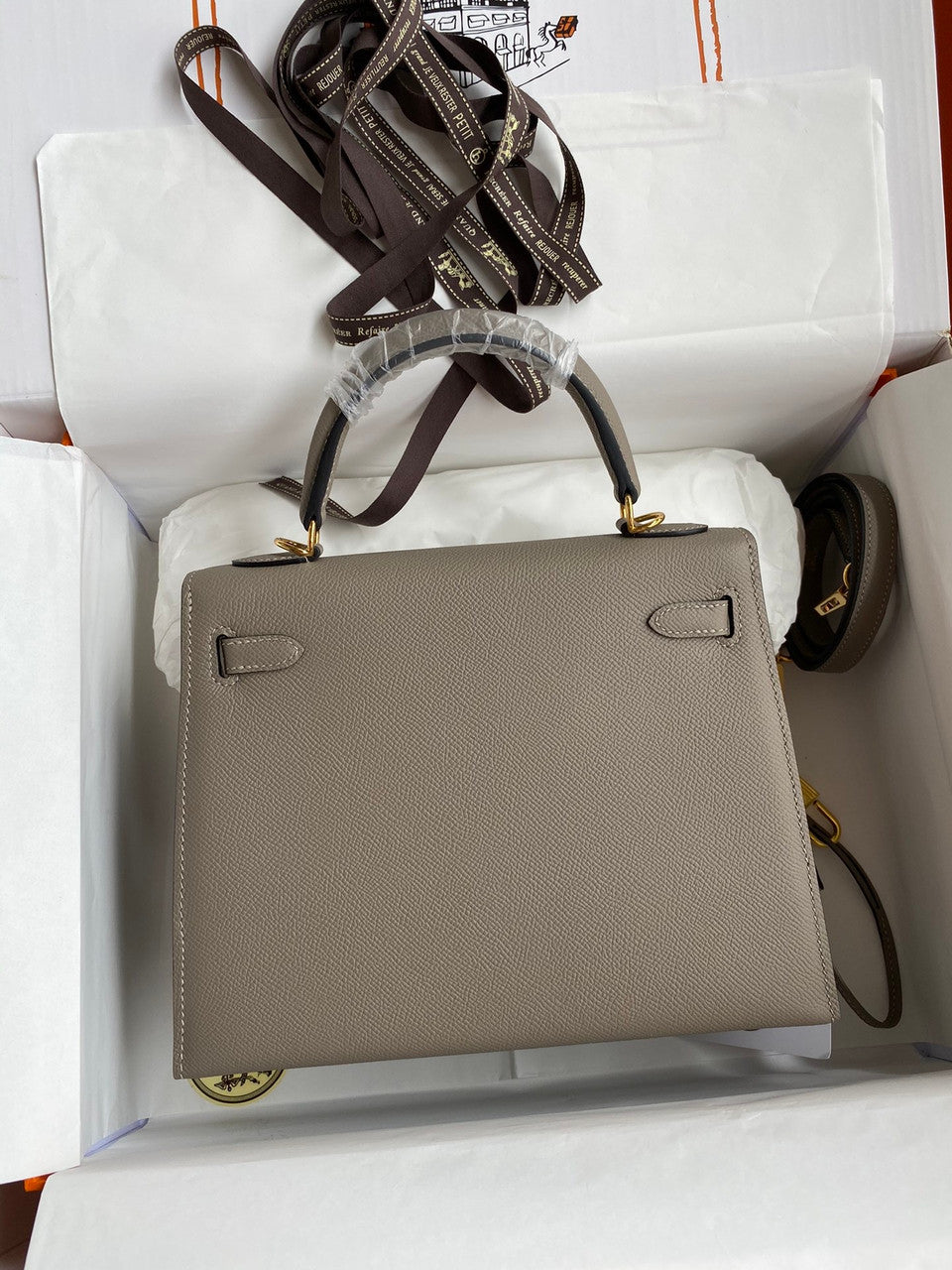 HERMES KELLY 28 SELLIER M8 GRIS ASPHALTE EPSOM GOLD HARDWARE