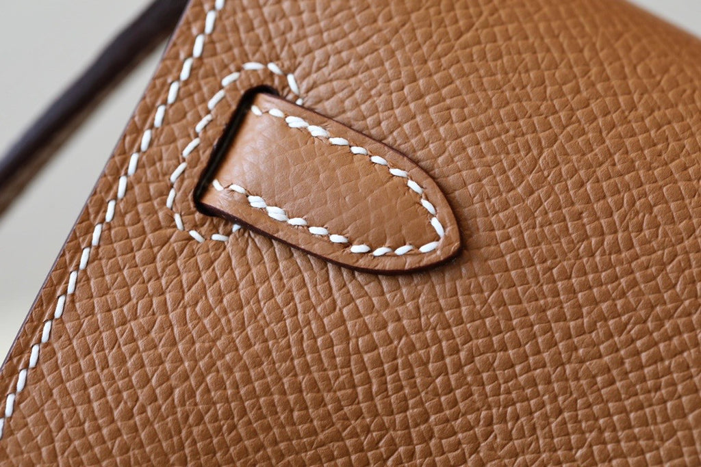 Hermes Kelly Wallet to Go Gold EPSOM GHW