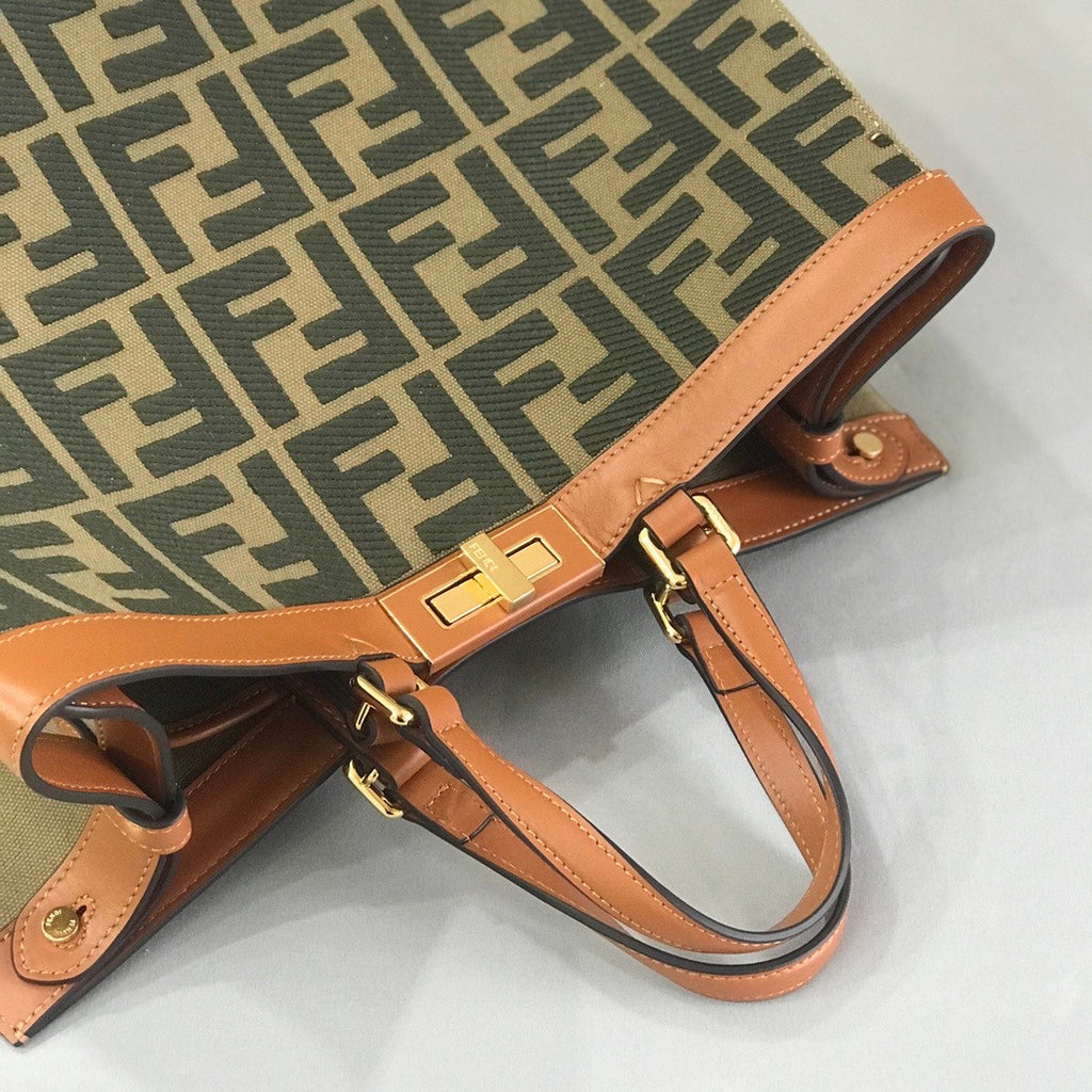 Fendi PEEKABOO X-TOTE Green canvas bag