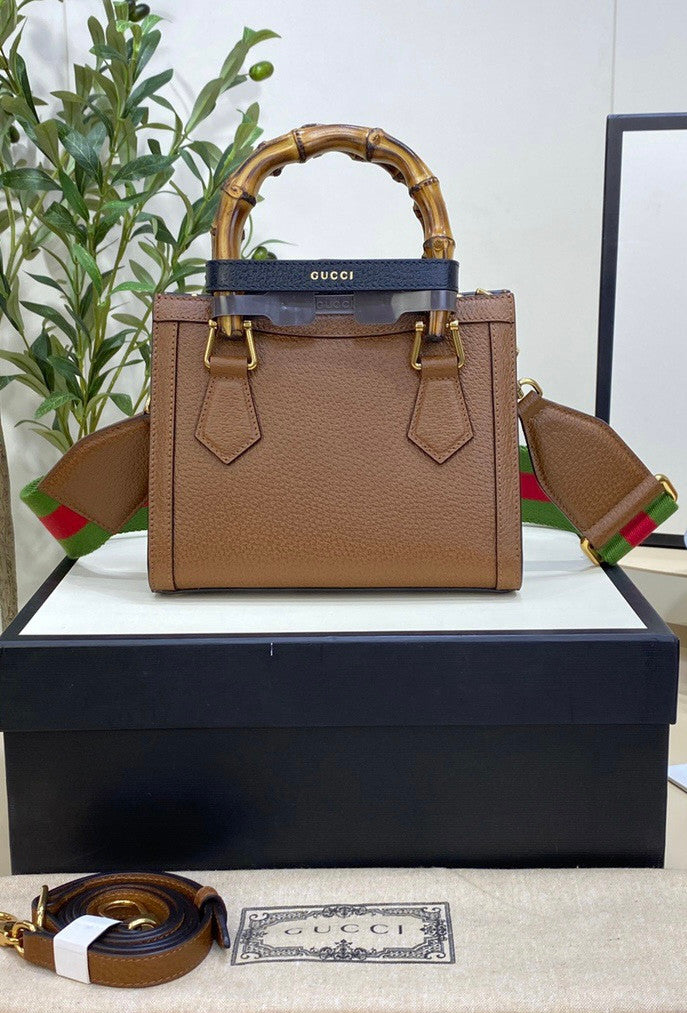 Gucci Diana Mini tote bag Brown