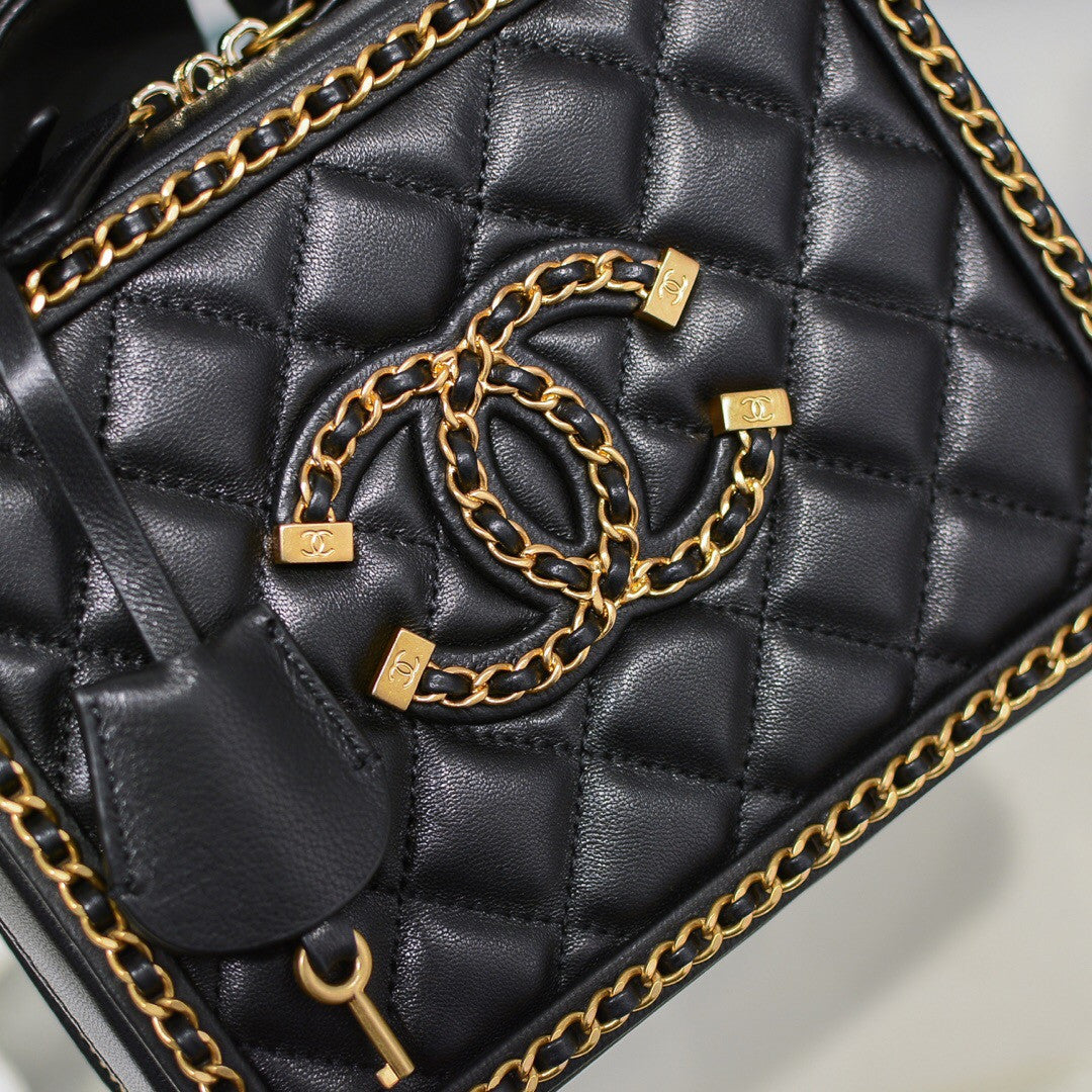 Chanel Small Vanity Case Black
