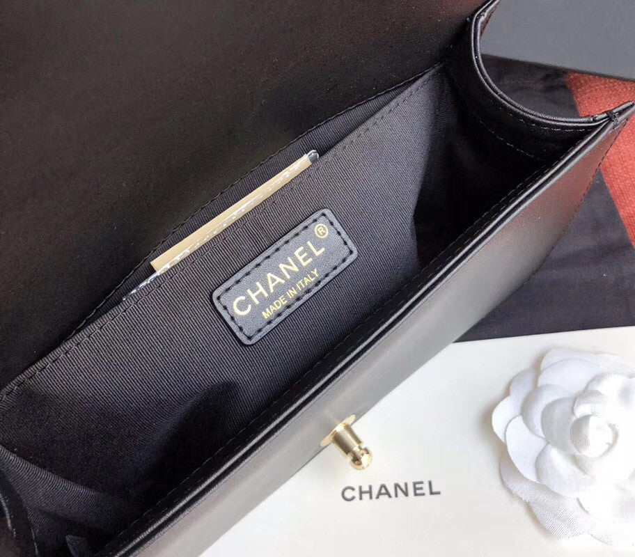 Chanel  BOY CHANEL Handbag With Imitation Pearls Black