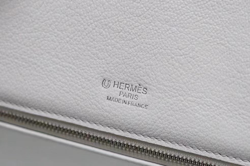 Hermès Special Order Craie Swift & Suede Birkin Ghillies Bag 35cm