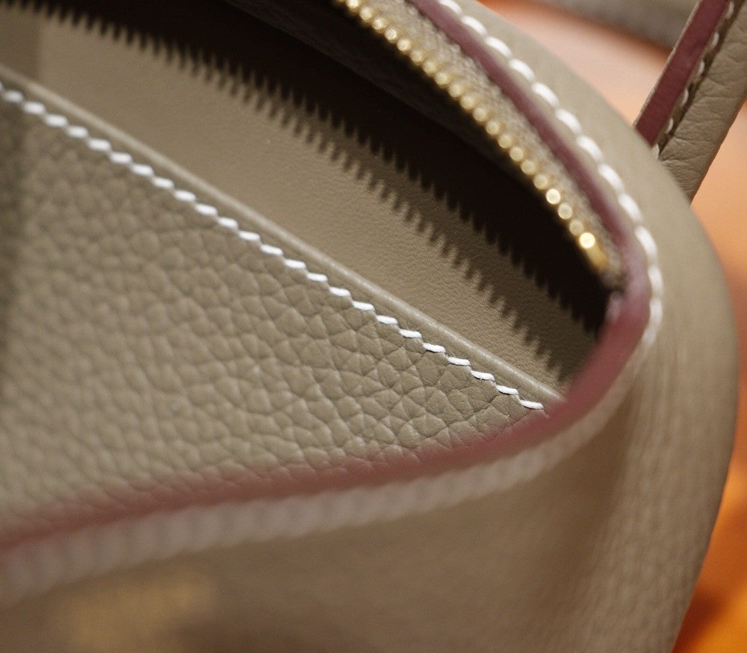 Hermes Mini Lindy 20cm Bag Etopue Togo Leather Gold Hardware