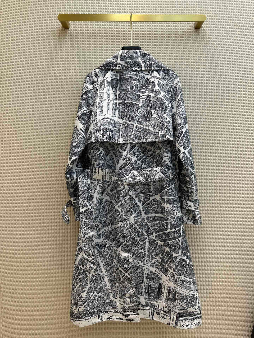 Christian Dior TRENCH COAT White and Black Technical Taffeta with Plan de Paris Motif