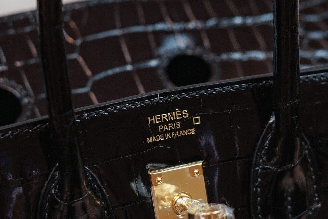 Hermes Birkin 25cm Black Shinny Alligator with Gold hardware