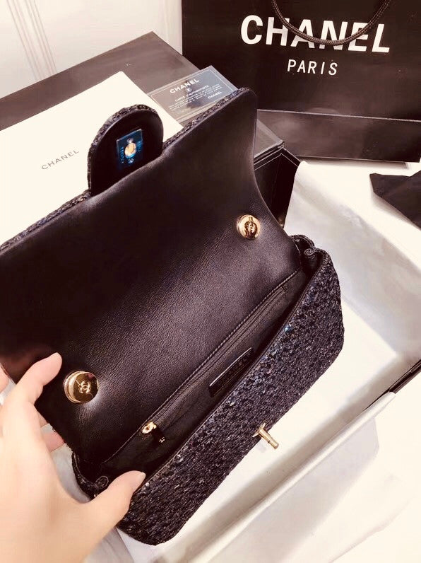 Chanel Pearl flap bag in black tweed