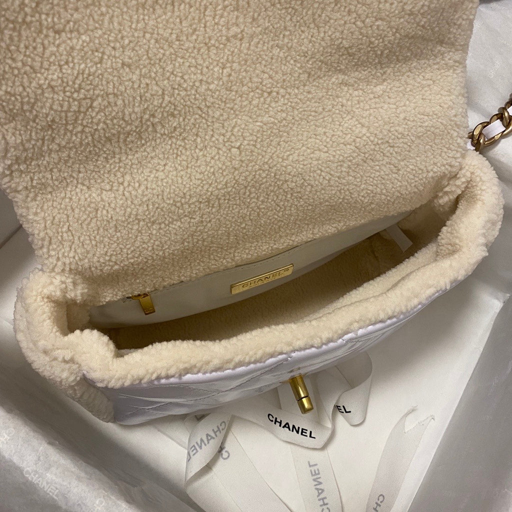 CHANEL 19 HANDBAG White Shearling Lambskin