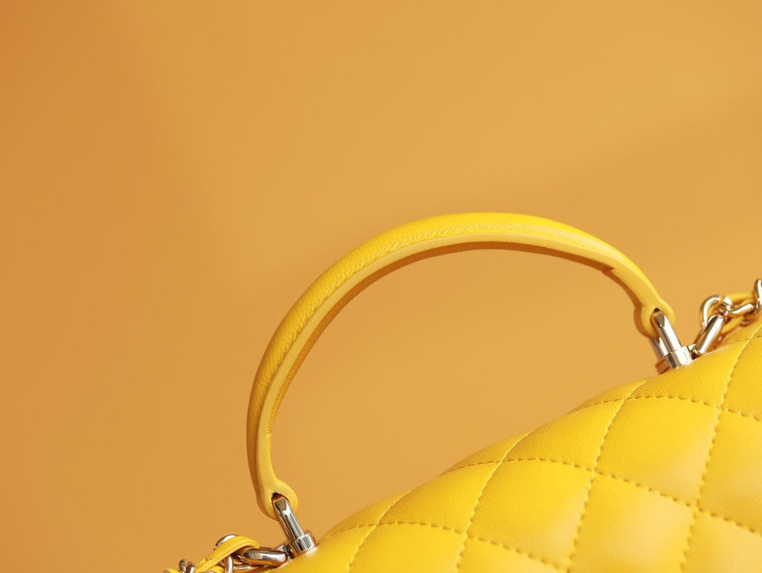 Chanel  Fall-Winter 2022/23 Pre-Collection Yellow  MINI FLAP BAG WITH TOP HANDLE