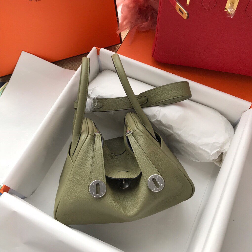 Hermes  Sauge Lindy 26 Togo Palladium Hardware