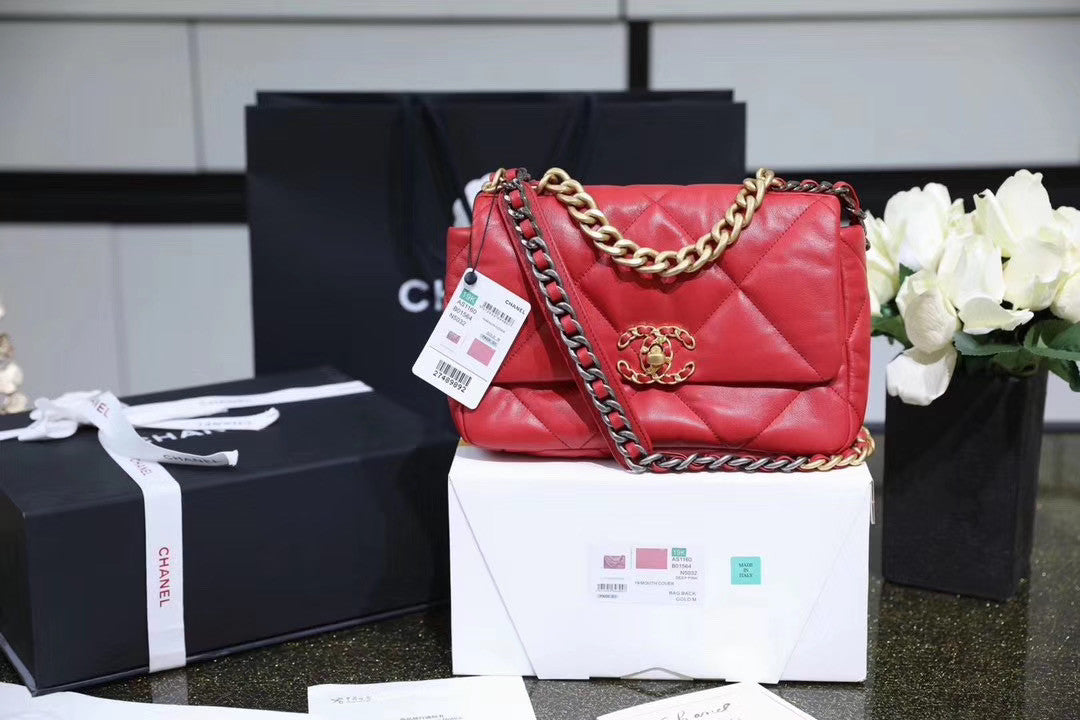CHANEL 19 Flap Bag  Red