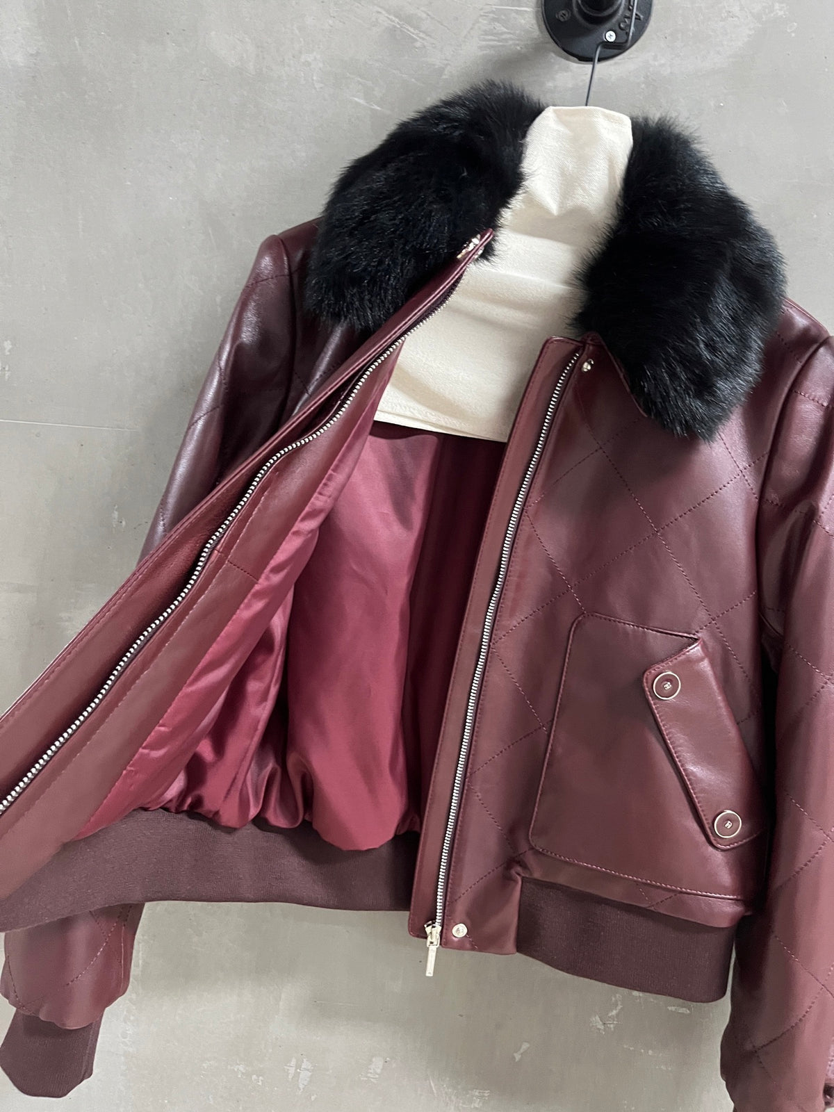 Chanel Diamond-Quilted Leather Bomber Jacket with Detachable Wool Collar — 2026 Fall/Winter Chanel