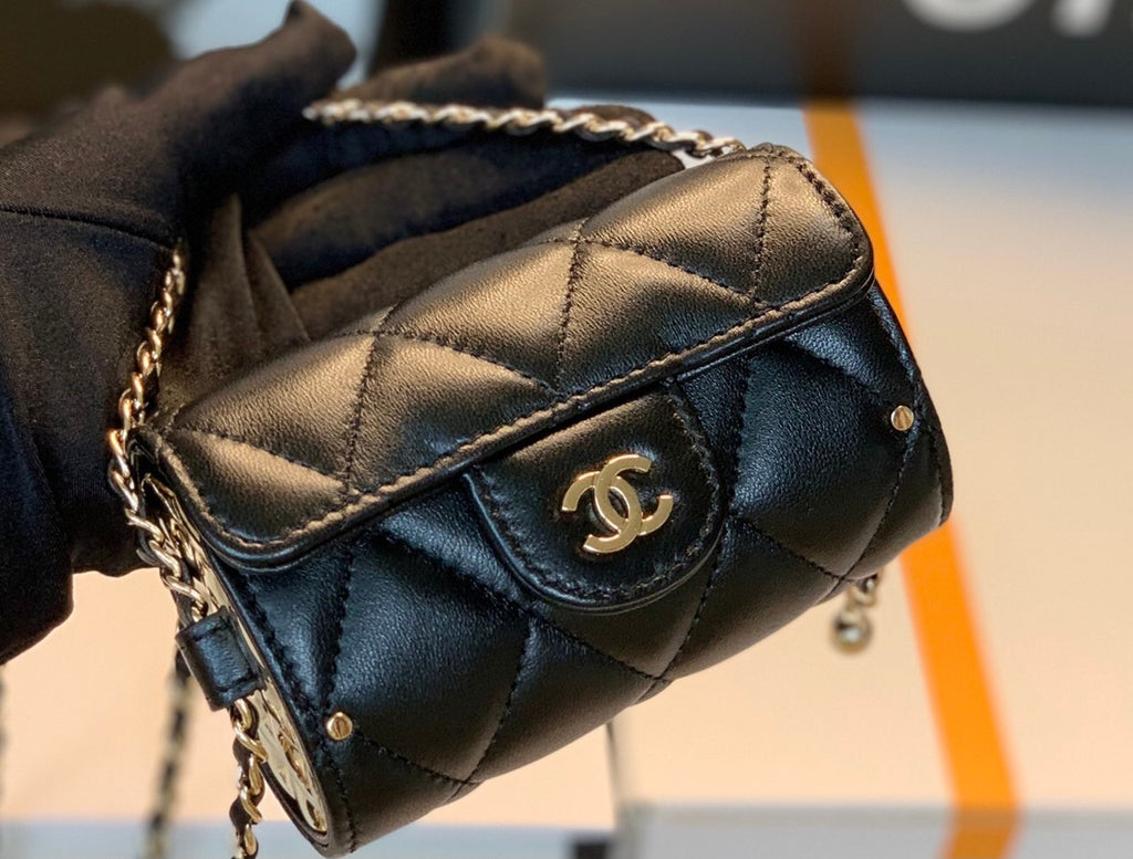 Chanel JEWEL CARD HOLDER WITH CHAIN