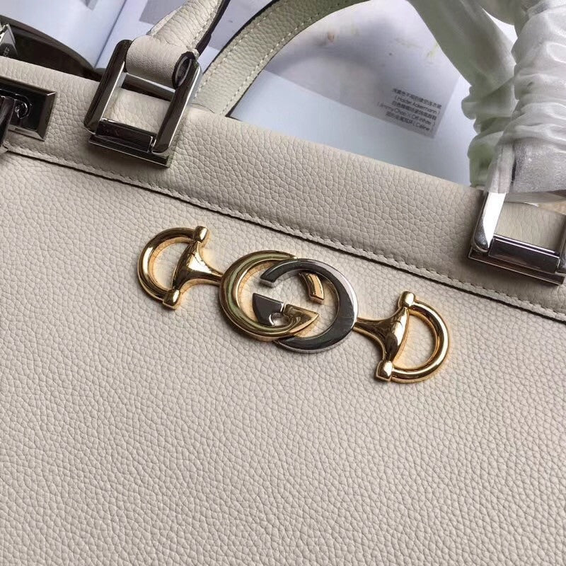 Gucci Zumi grainy leather medium top handle bag White