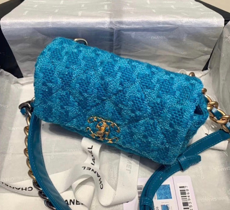 CHANEL 19 Waist Bag Blue