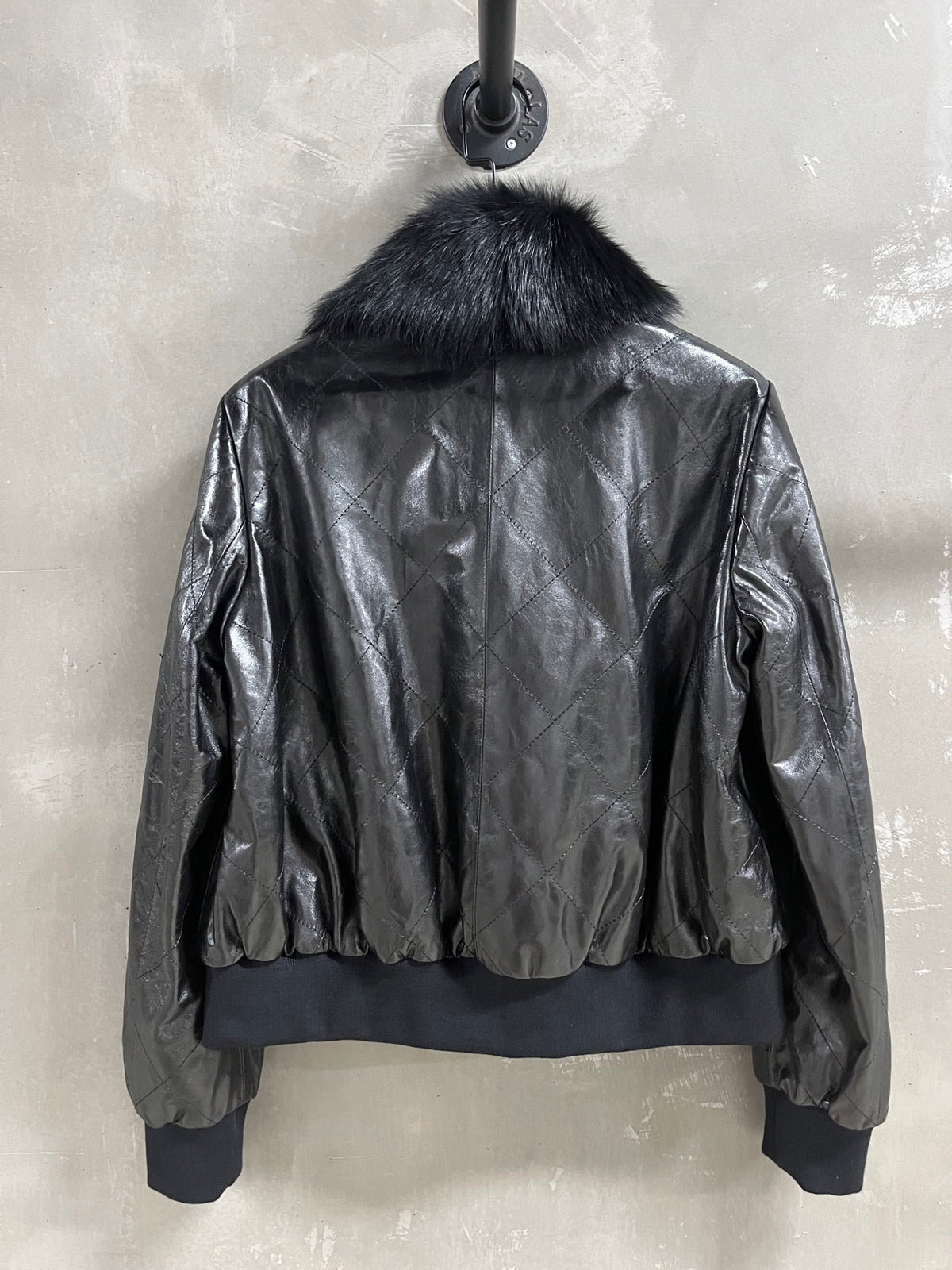 Chanel Diamond-Quilted Leather Bomber Jacket with Detachable Wool Collar — 2026 Fall/Winter Chanel