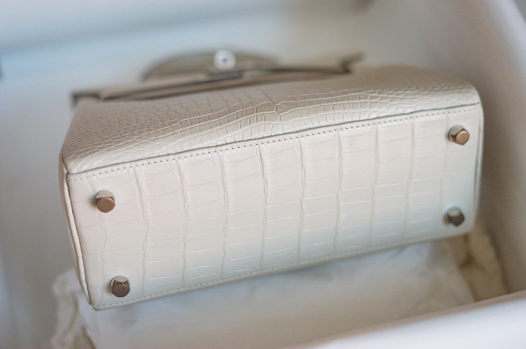 Hermes Craie Alligator KELLY 25 WITH PALLADIUM  HARDWARE